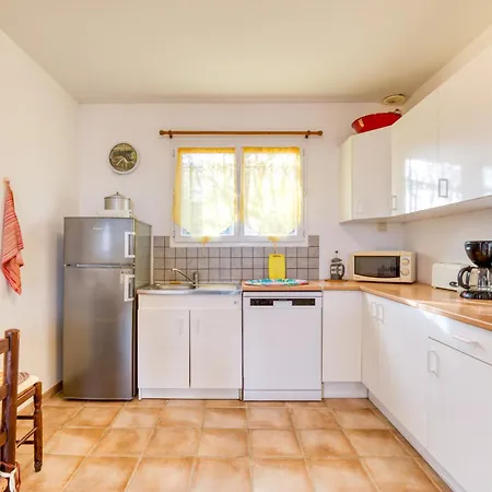 Dans Bord De Mer Apartment *