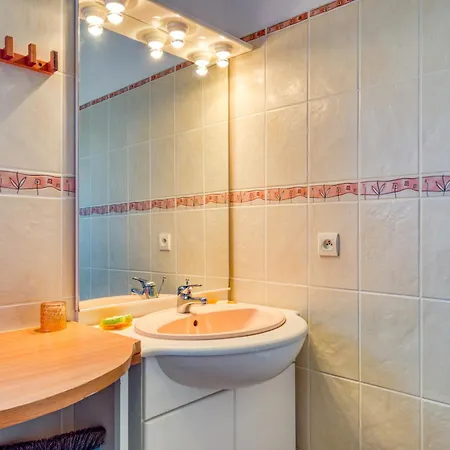 Apartment Dans Bord De Mer