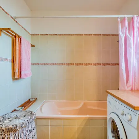 Apartment Dans Bord De Mer